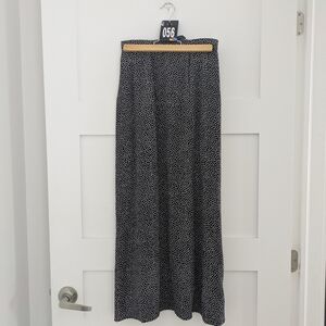 056_Black and White Polka Dot Maxi Skirt